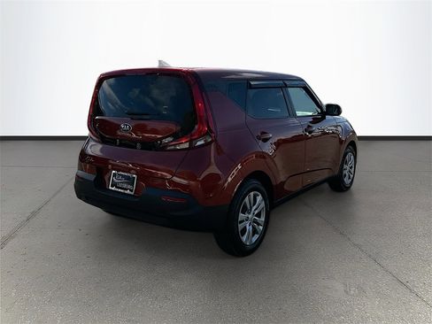 Certified 2020 Kia Soul LX image 7