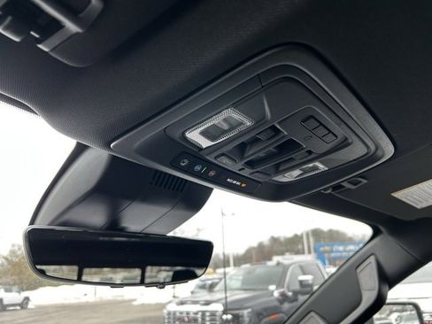 Used 2024 GMC Sierra 3500 AT4 w/ AT4 Premium Plus Package image 25