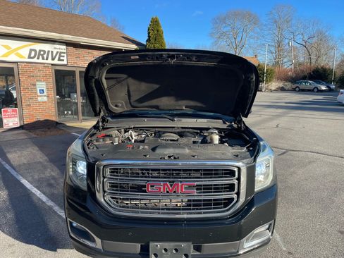 Used 2015 GMC Yukon SLT w/ HD Trailering Package image 57