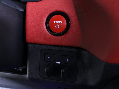 Used 2025 Toyota Sequoia TRD Pro image 40