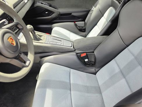 Used 2025 Porsche 718 Cayman GT4 RS RWD image 11