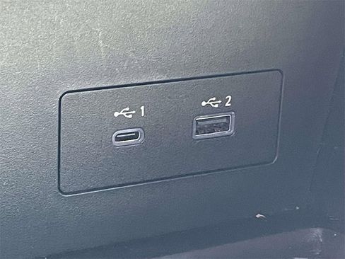 Used 2025 Nissan Pathfinder SL image 30