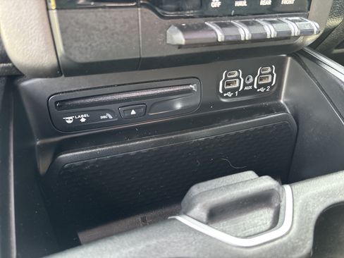 Used 2019 RAM 1500 Big Horn AWD/4WD image 18