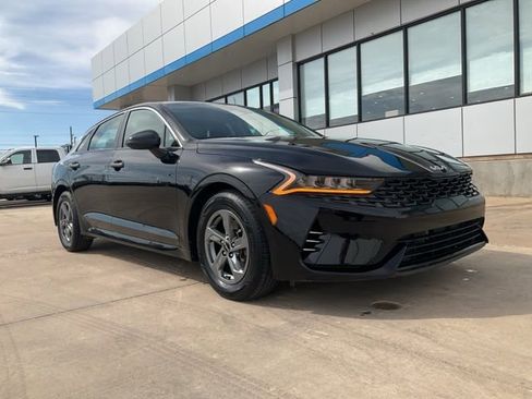 Used 2023 Kia K5 LXS image 27