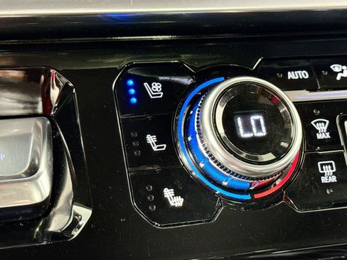 Used 2022 GMC Sierra 1500 Denali image 24