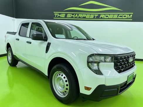 Used 2025 Ford Maverick XL w/ Equipment Group 102A AWD/4WD image 2