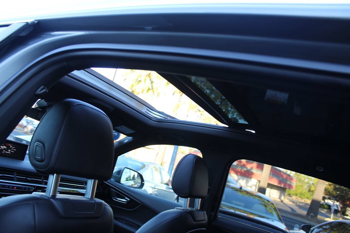 Used 2017 Audi Q7 3.0T Premium Plus AWD/4WD image 25