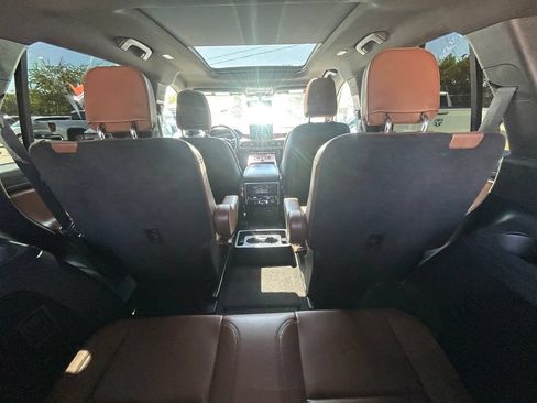 Used 2022 Lincoln Aviator Reserve RWD image 16