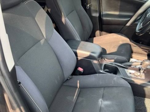 Used 2016 Toyota RAV4 XLE w/ Protection Package AWD/4WD image 17