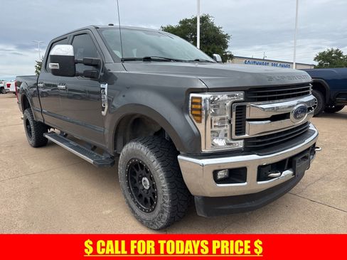 Used 2019 Ford F250 XLT w/ XLT Premium Package image 1