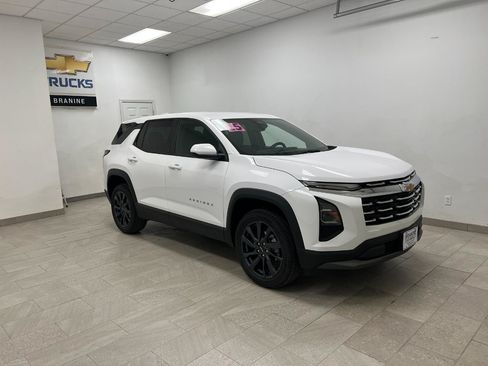 Used 2025 Chevrolet Equinox LT FWD image 75