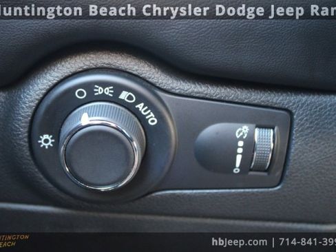 Used 2024 Dodge Durango GT image 20