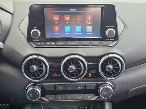 Used 2025 Nissan Sentra S image 27