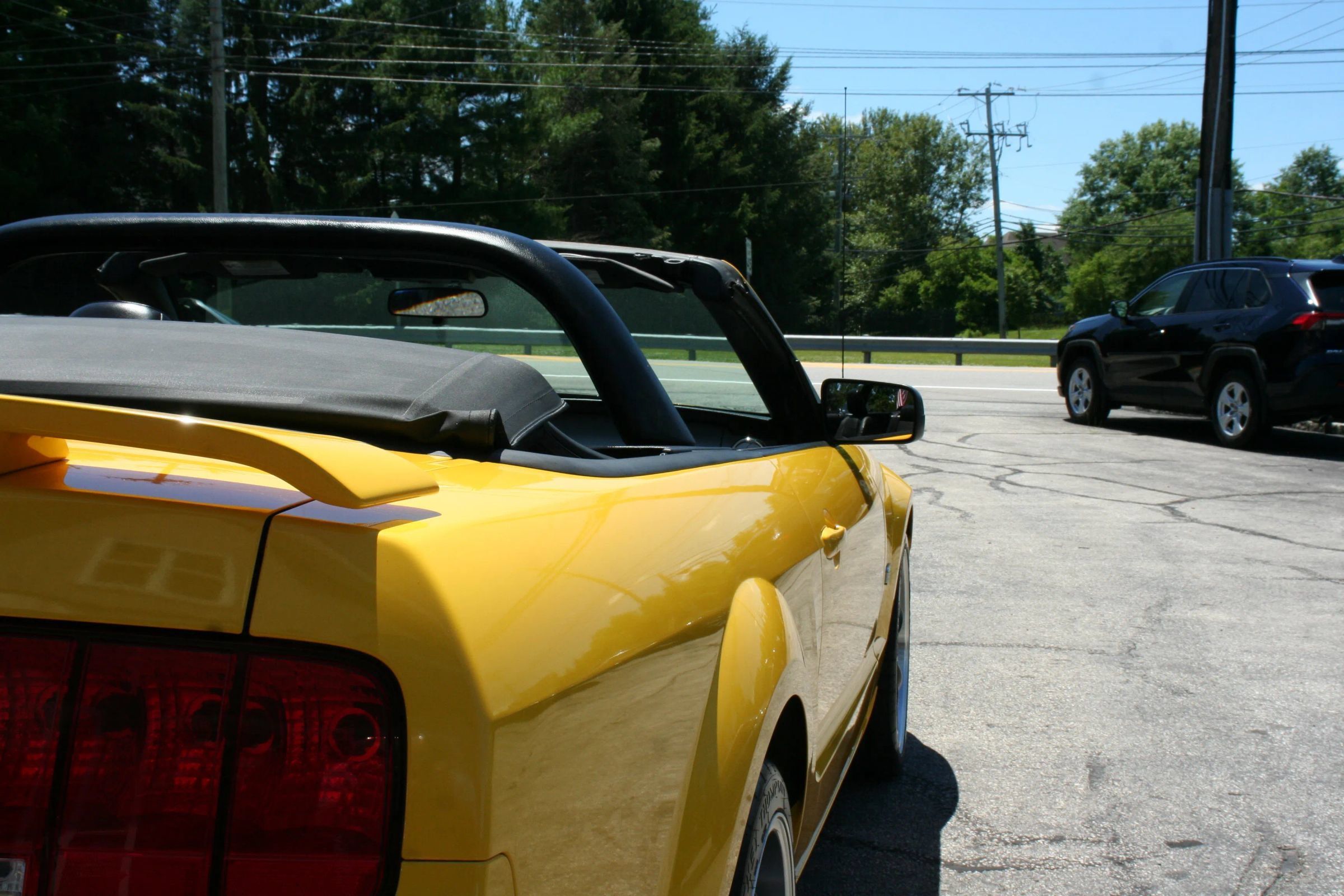 Used 2006 Ford Mustang GT Premium RWD image 30