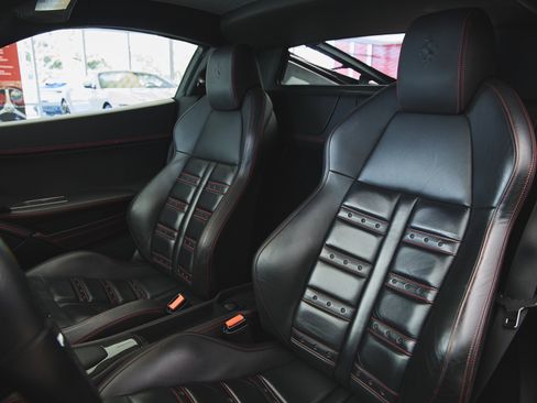 Used 2011 Ferrari 458 Italia Coupe image 19