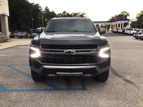 Used 2021 Chevrolet Suburban Z71 AWD/4WD image 6