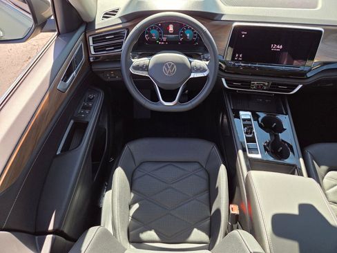 New 2026 Volkswagen Atlas SE AWD/4WD image 9