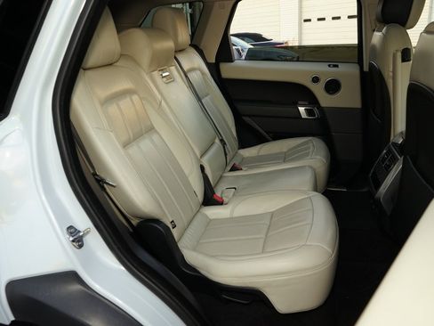 Used 2019 Land Rover Range Rover Sport HSE image 21