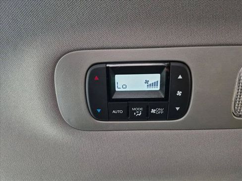 Used 2024 Honda Odyssey EX-L image 27