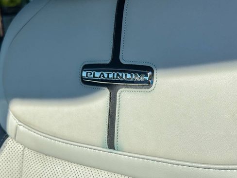 Used 2023 Ford F150 Lightning Platinum AWD/4WD image 31