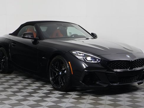 Used 2022 BMW Z4 sDrive30i w/ Premium Package 2 RWD image 3