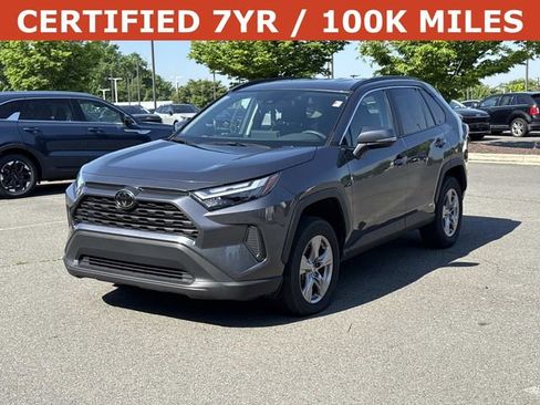 Used 2025 Toyota RAV4 LE AWD/4WD image 5