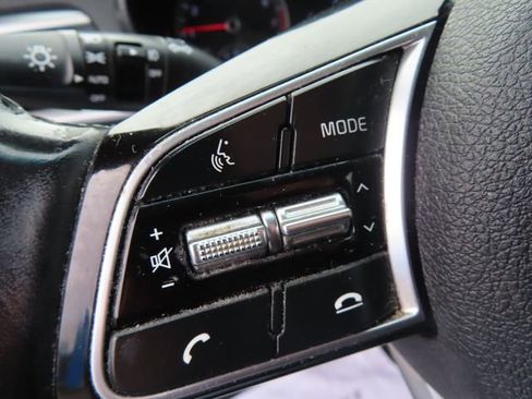 Used 2020 Kia Optima S image 17