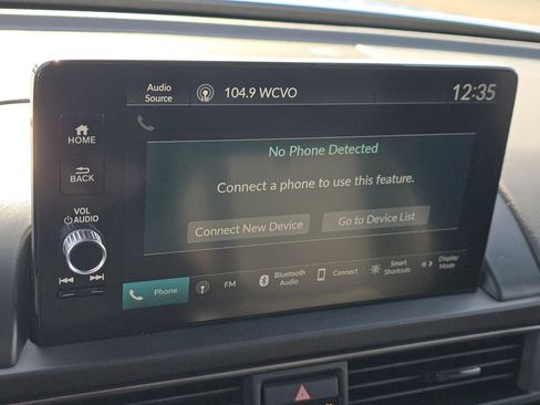 Used 2023 Honda Pilot TrailSport image 11