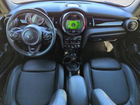 Used 2020 MINI Cooper S image 17