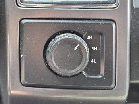 Certified 2019 Ford F150 XLT w/ Equipment Group 302A Luxury AWD/4WD image 22