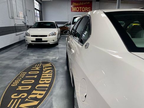 Used 2009 Chevrolet Impala SS w/ Convenience Package image 15