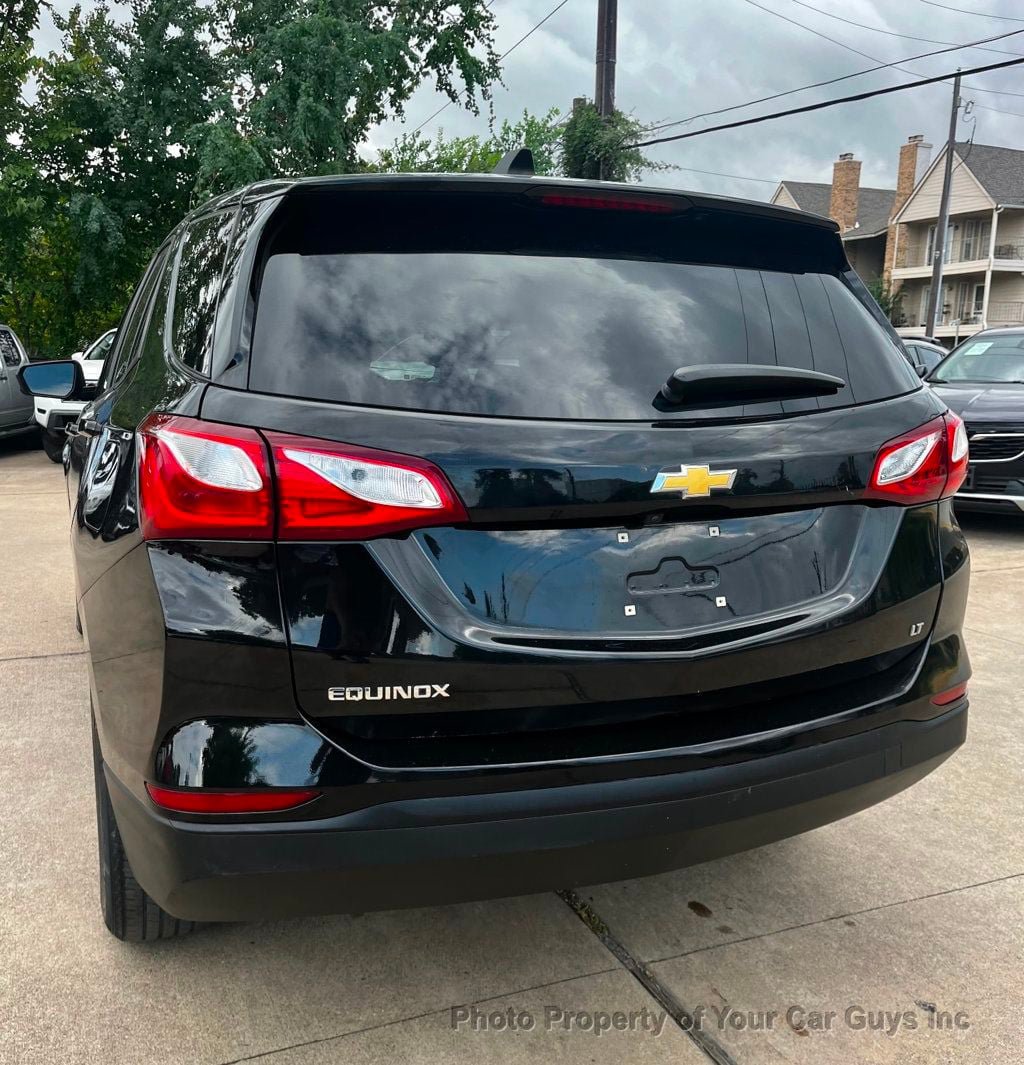 Used 2020 Chevrolet Equinox LS w/ LS Convenience Package FWD image 9