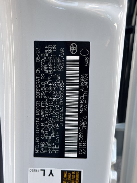 Used 2023 Toyota Prius XLE FWD image 30
