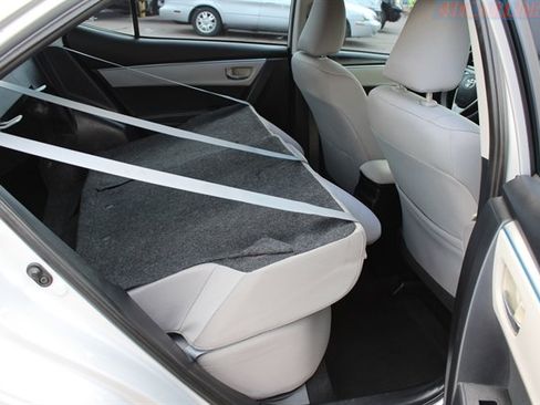 Used 2014 Toyota Corolla LE FWD image 36