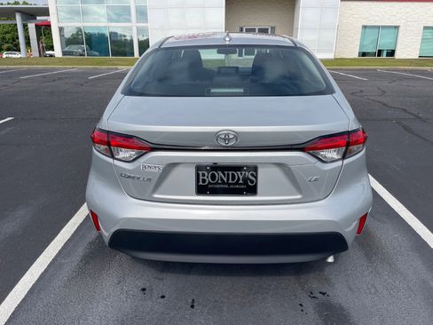 New 2026 Toyota Corolla LE FWD image 12