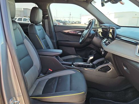 Used 2025 Chevrolet TrailBlazer ACTIV w/ Convenience Package FWD image 18