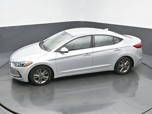 Used 2018 Hyundai Elantra SEL image 39