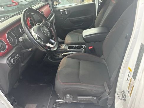 Used 2020 Jeep Wrangler Unlimited Rubicon AWD/4WD image 5