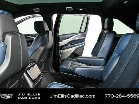 New 2025 Cadillac Escalade IQ Luxury 2 AWD/4WD image 20