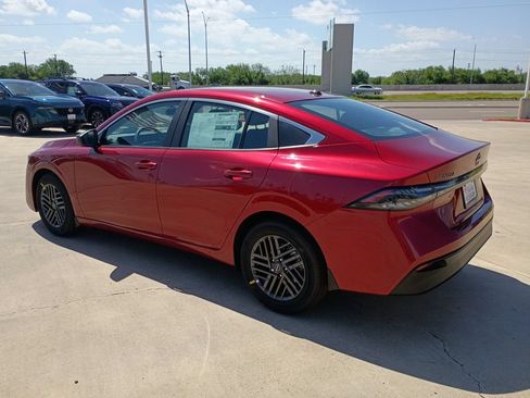 New 2026 Nissan Sentra SV w/ Floor Mat Package FWD image 4