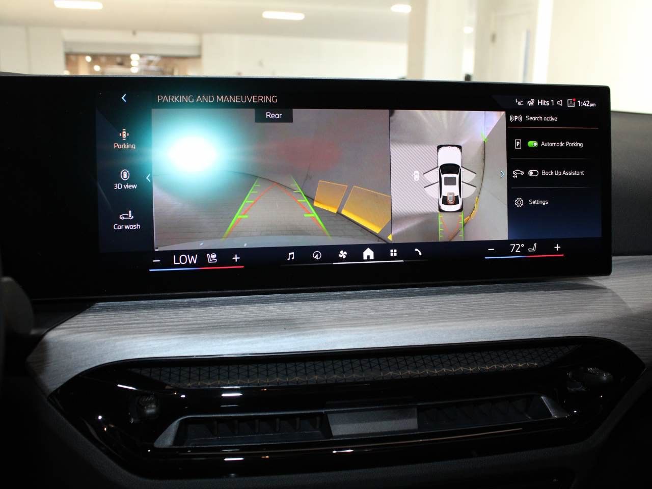 Certified 2026 BMW 330i Sedan RWD image 20