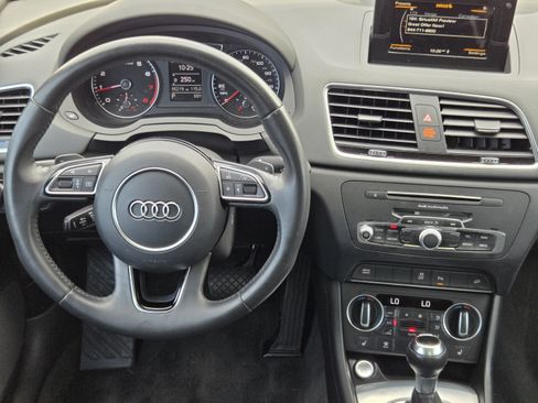 Used 2018 Audi Q3 2.0T Premium w/ Convenience Package FWD image 25