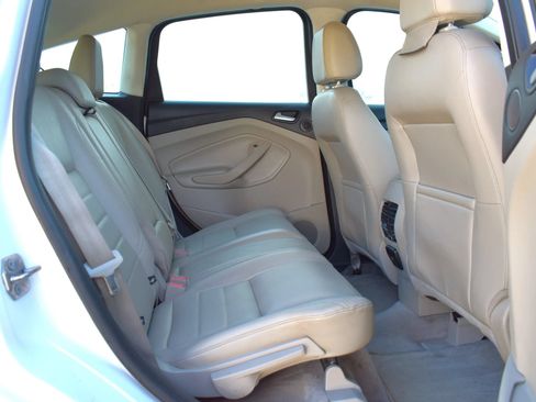 Used 2013 Ford C-MAX Energi SEL FWD image 15