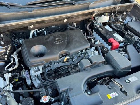Used 2023 Toyota RAV4 XLE image 30
