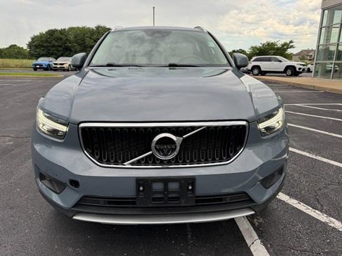 Used 2020 Volvo XC40 T5 Momentum w/ Protection Package Premier AWD/4WD image 9