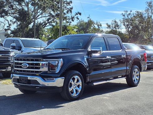 Used 2023 Ford F150 Lariat w/ Equipment Group 502A High image 3