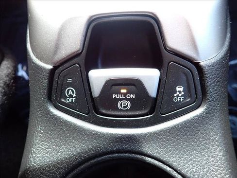 Used 2018 Jeep Compass Latitude w/ Popular Equipment Group AWD/4WD image 20