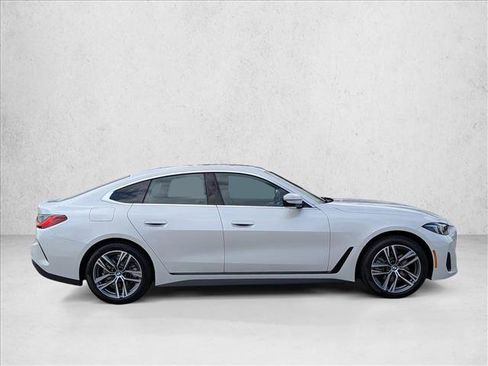 Used 2025 BMW 430i xDrive w/ Premium Package image 4