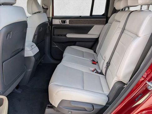 Used 2024 Hyundai Santa Fe Limited image 21