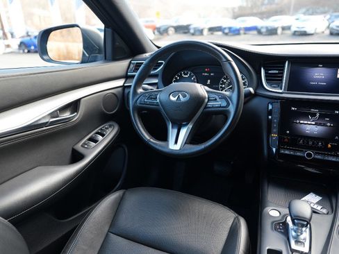 Used 2023 INFINITI QX55 Luxe w/ Cargo Package image 12